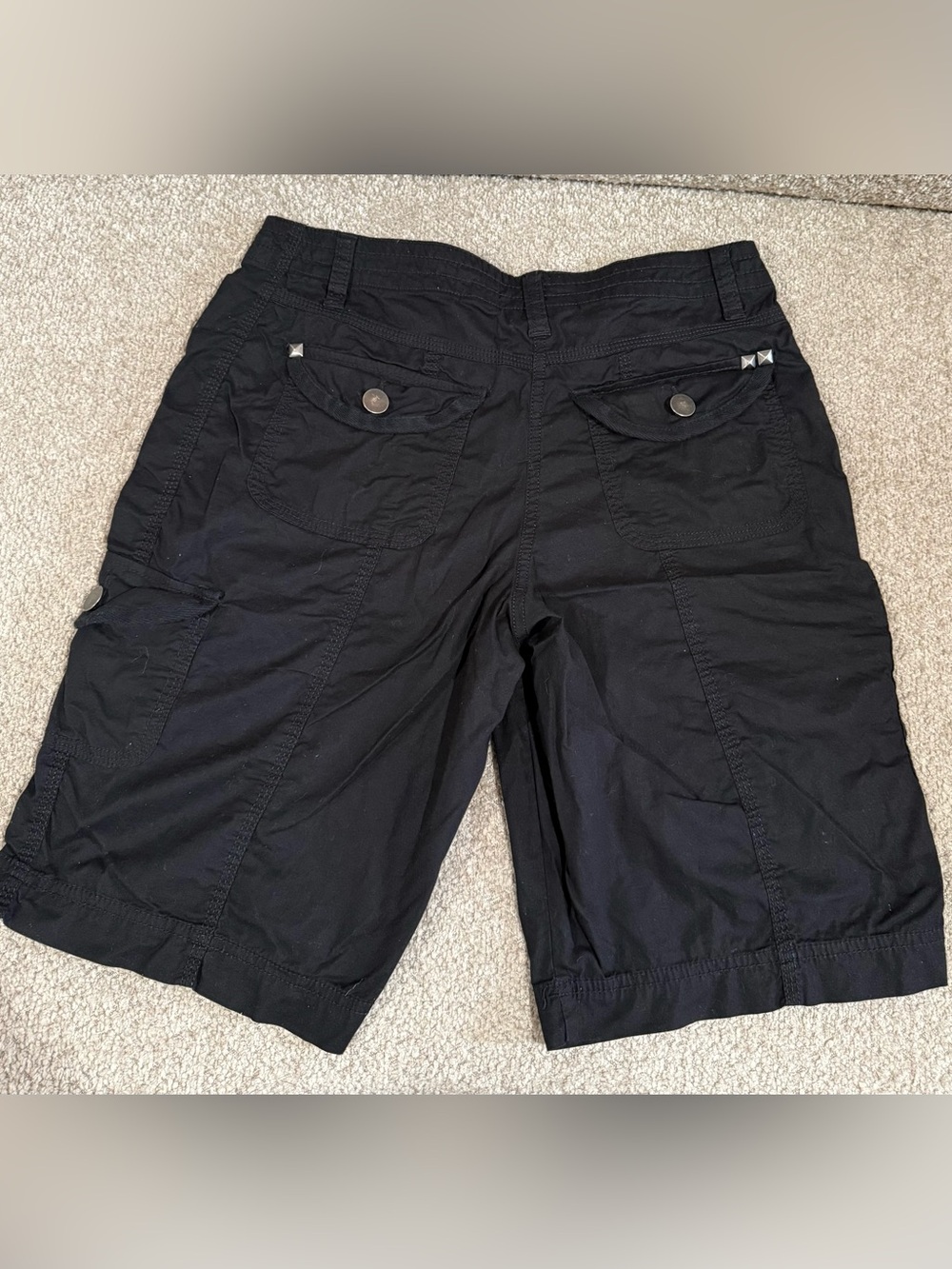Black Cargo Bermuda Shorts - Multi Pocket Utility Style - Picture 4 of 8